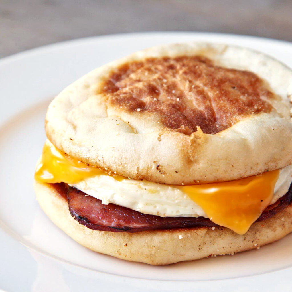 20160105-homemade-egg-mcmuffing-recipe-kenji-21